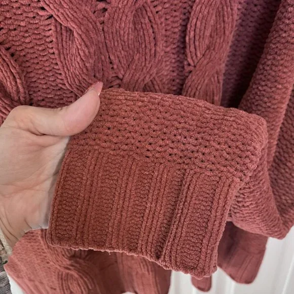 American Eagle Burgundy/Red Knit Sweater - Picture 8 of 10